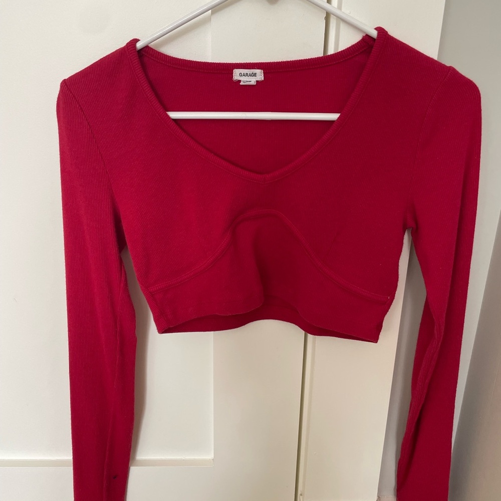 Selling a red beautiful garage top!!
